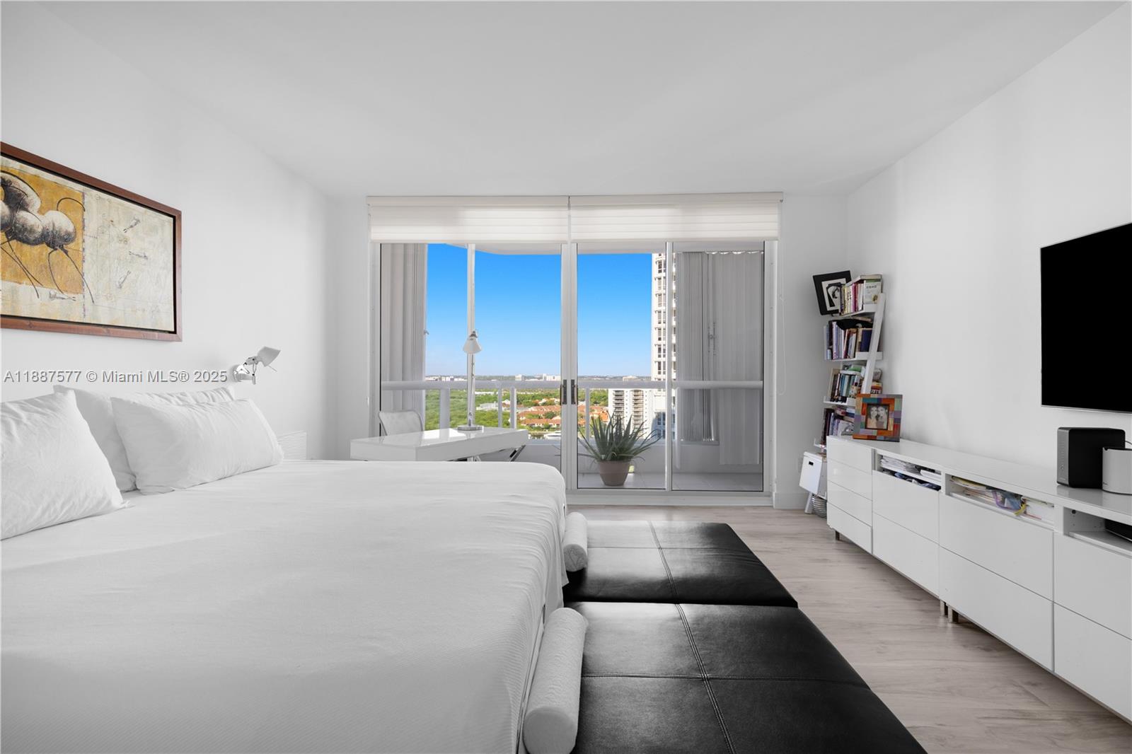 21150 Point Pl #1905 Aventura, FL 33180