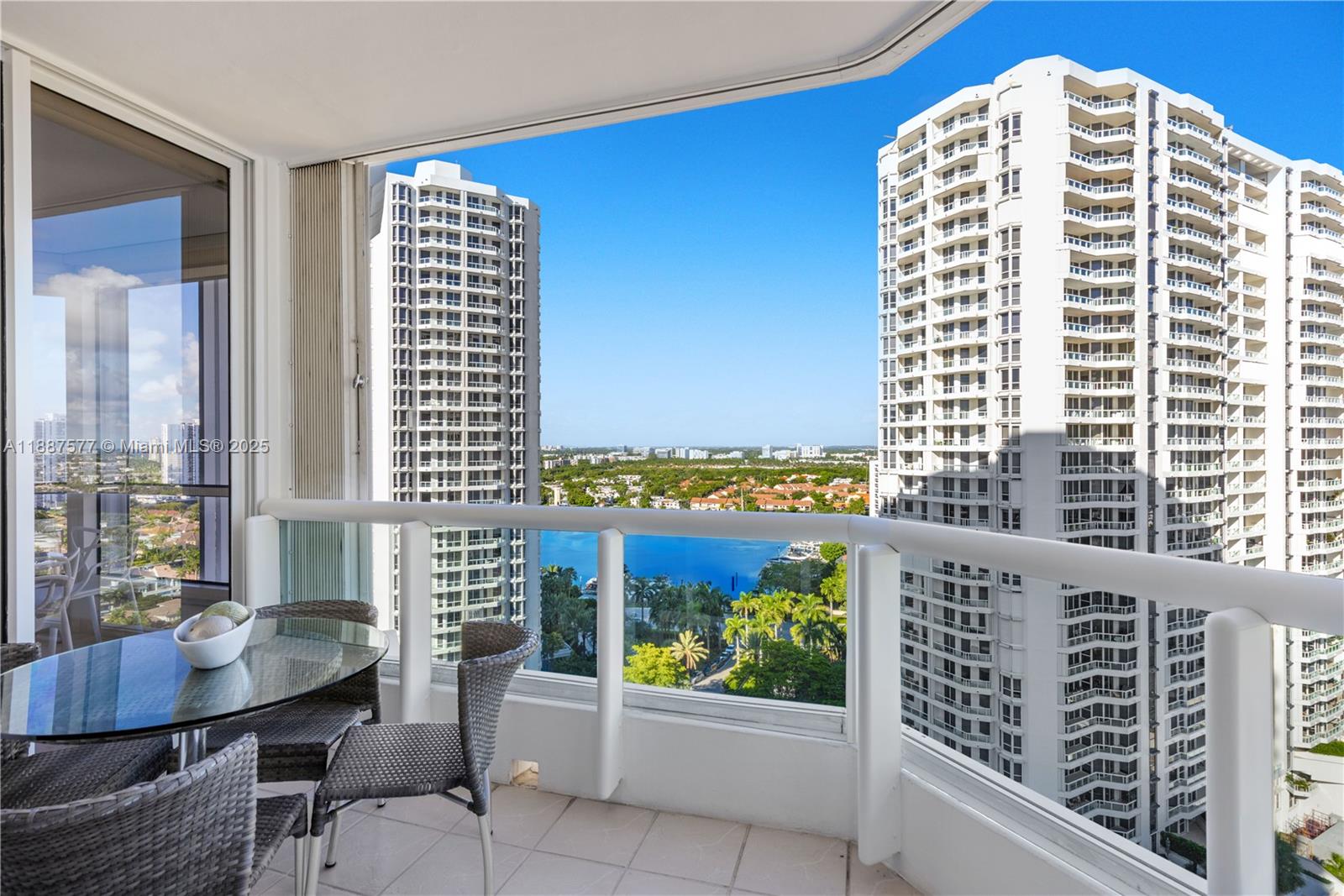 21150 Point Pl #1905 Aventura, FL 33180