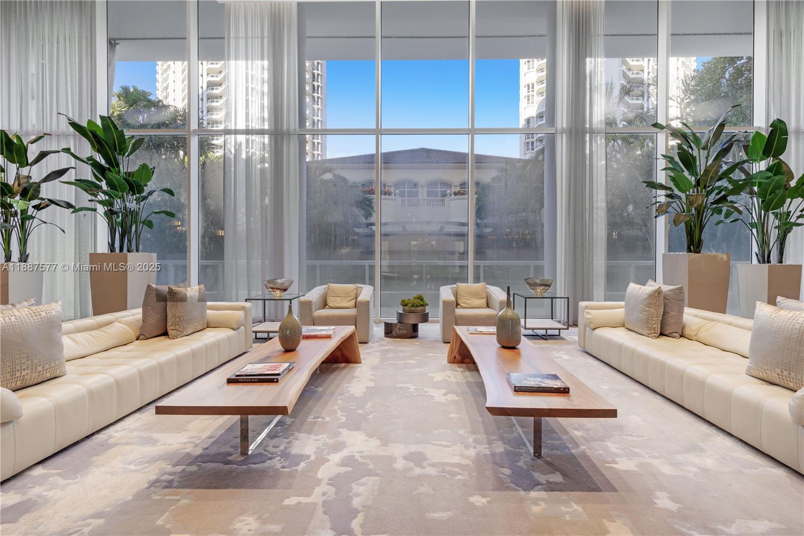 21150 Point Pl #1905 Aventura, FL 33180