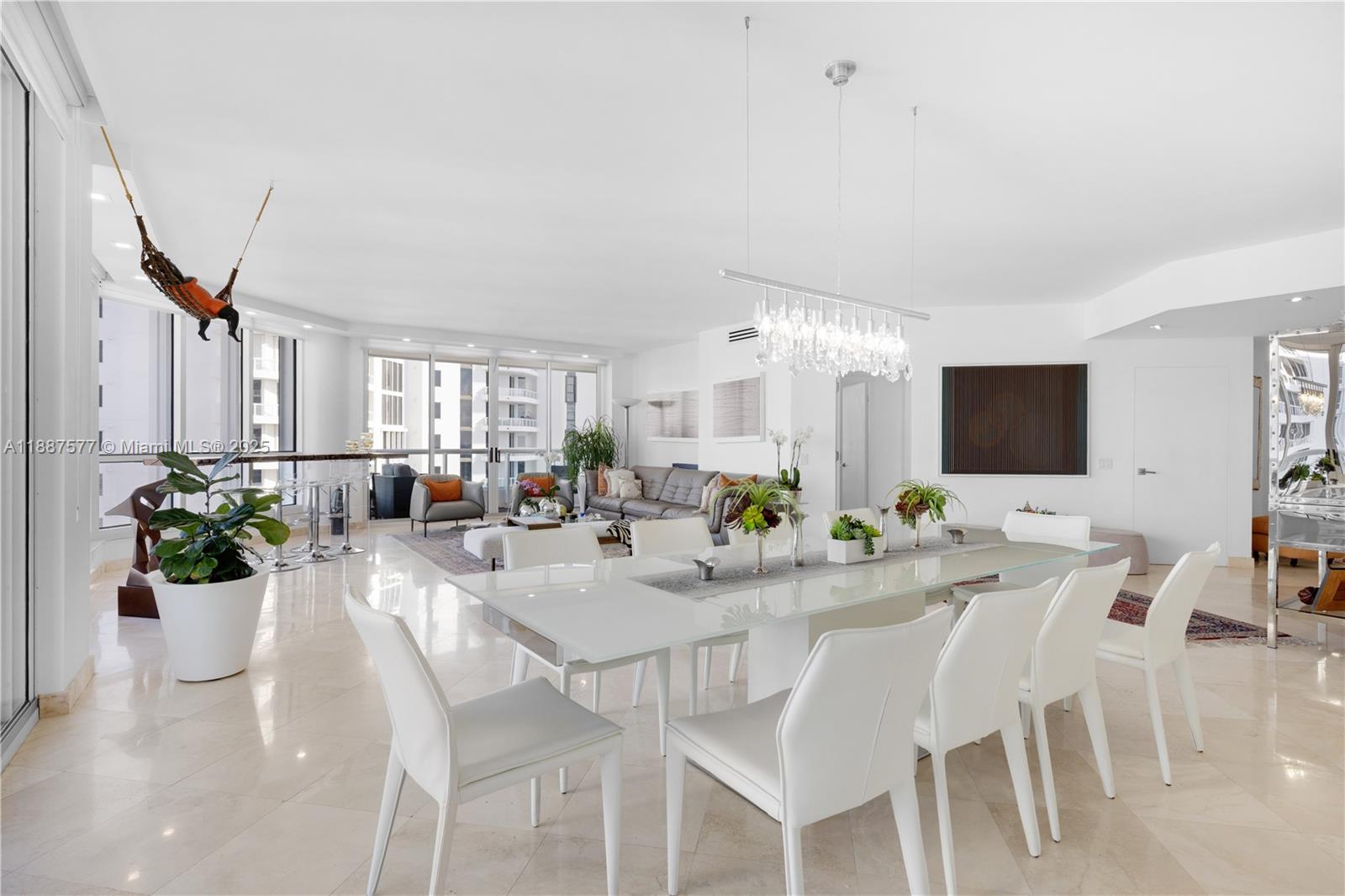 21150 Point Pl #1905 Aventura, FL 33180