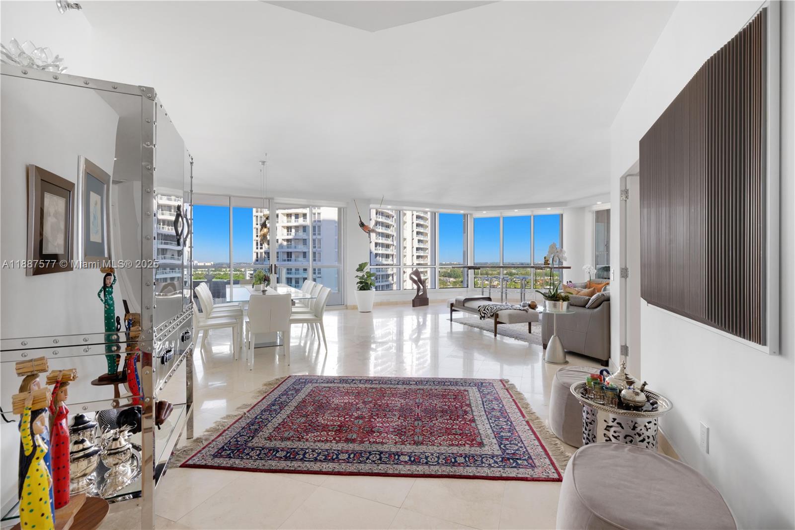21150 Point Pl #1905 Aventura, FL 33180