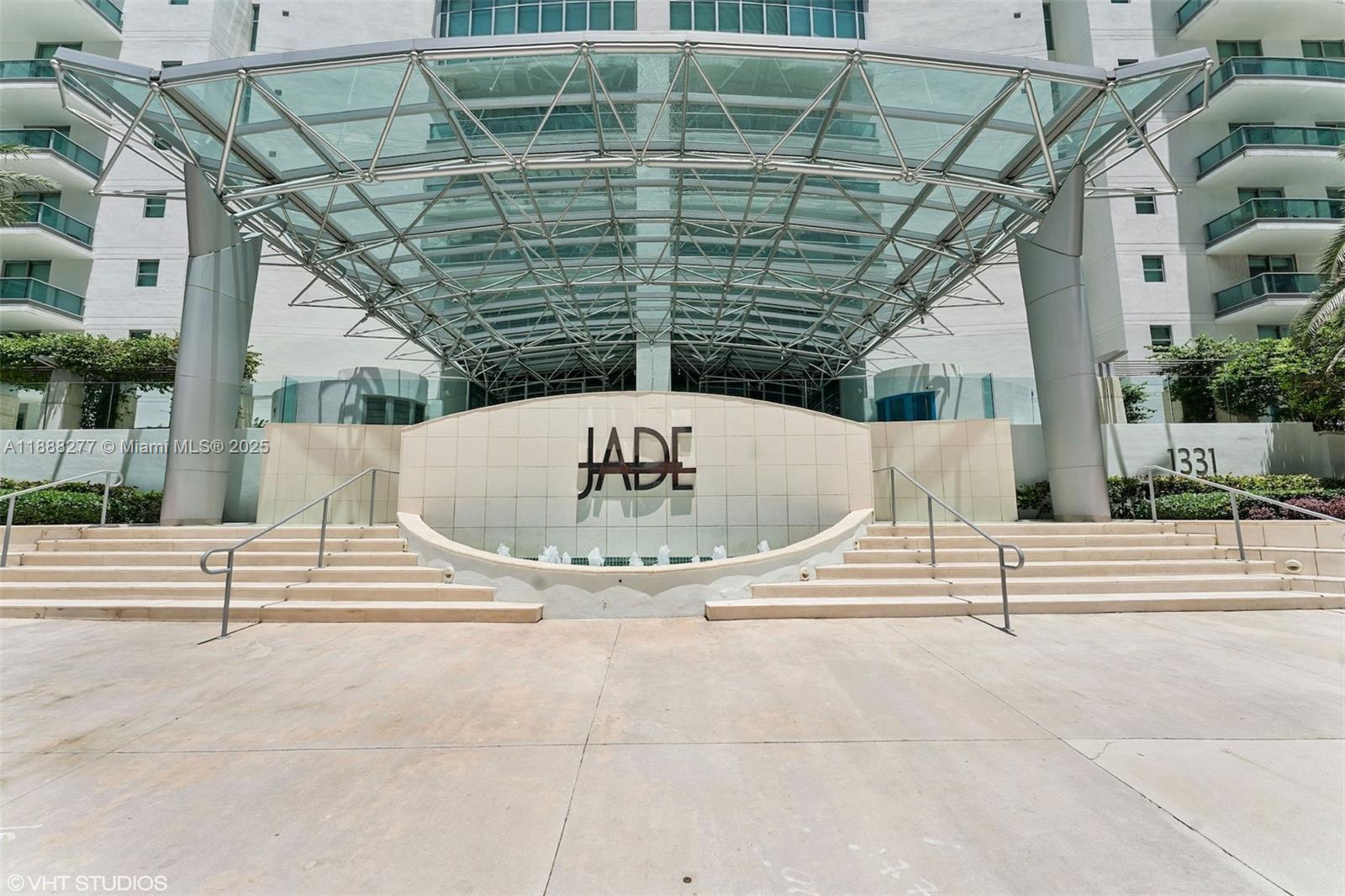 image Jade Residences At Bricke11