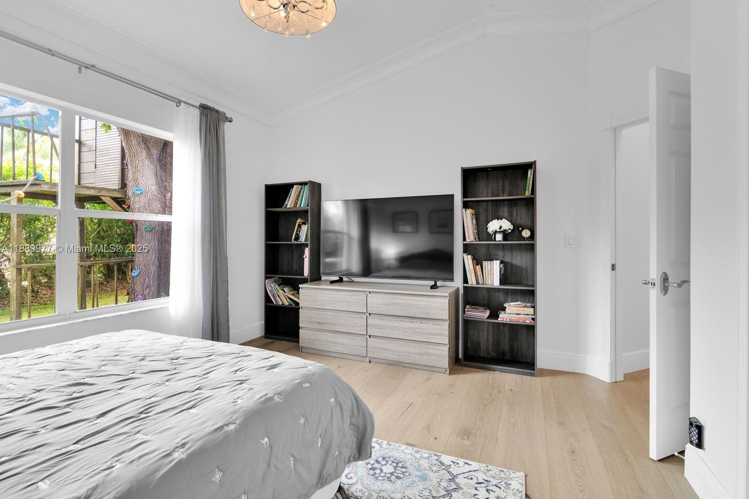 6622 Newport Lk Cir Boca Raton, FL 33496