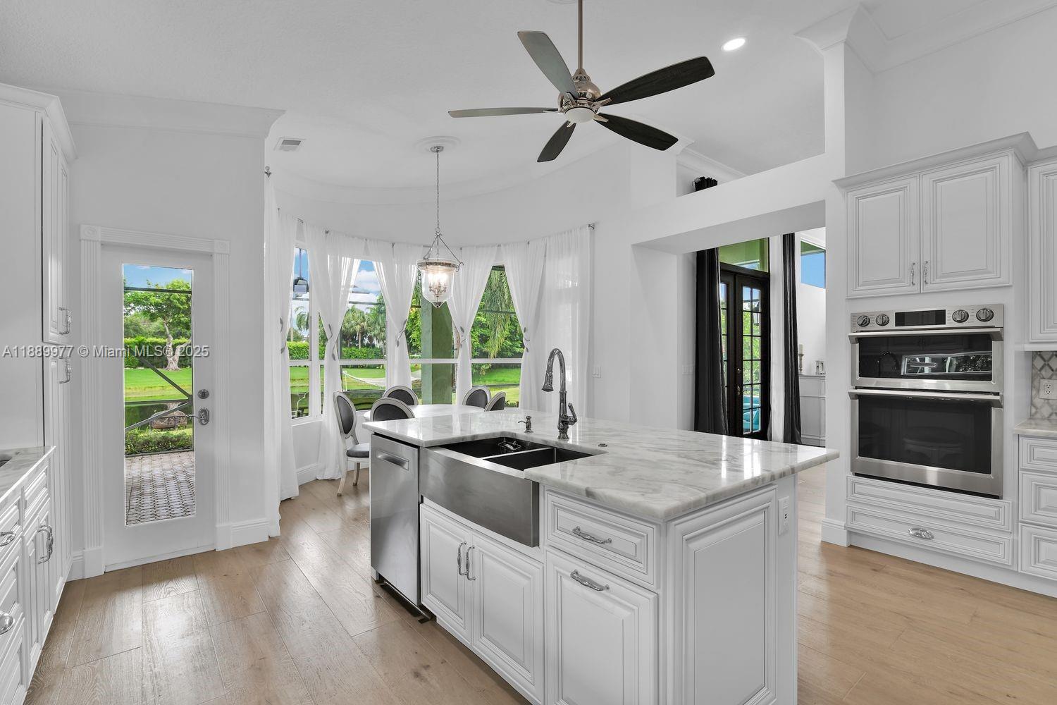 6622 Newport Lk Cir Boca Raton, FL 33496