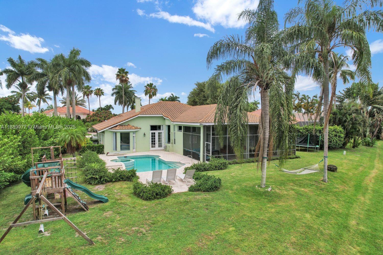 6622 Newport Lk Cir Boca Raton, FL 33496