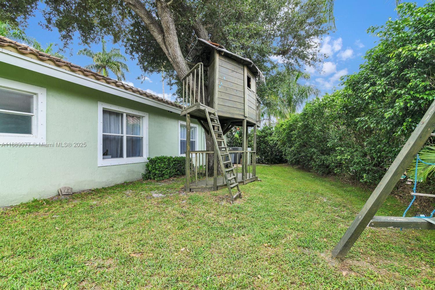 6622 Newport Lk Cir Boca Raton, FL 33496