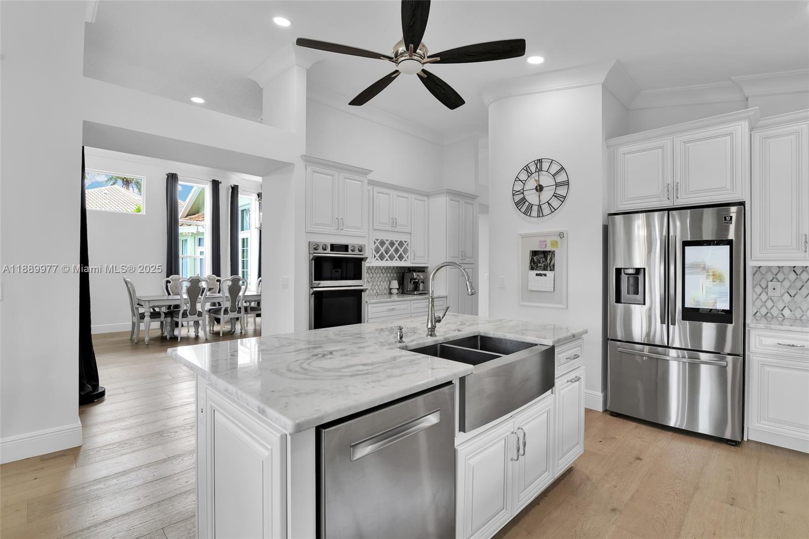 6622 Newport Lk Cir Boca Raton, FL 33496