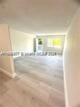 1120 102nd St #15