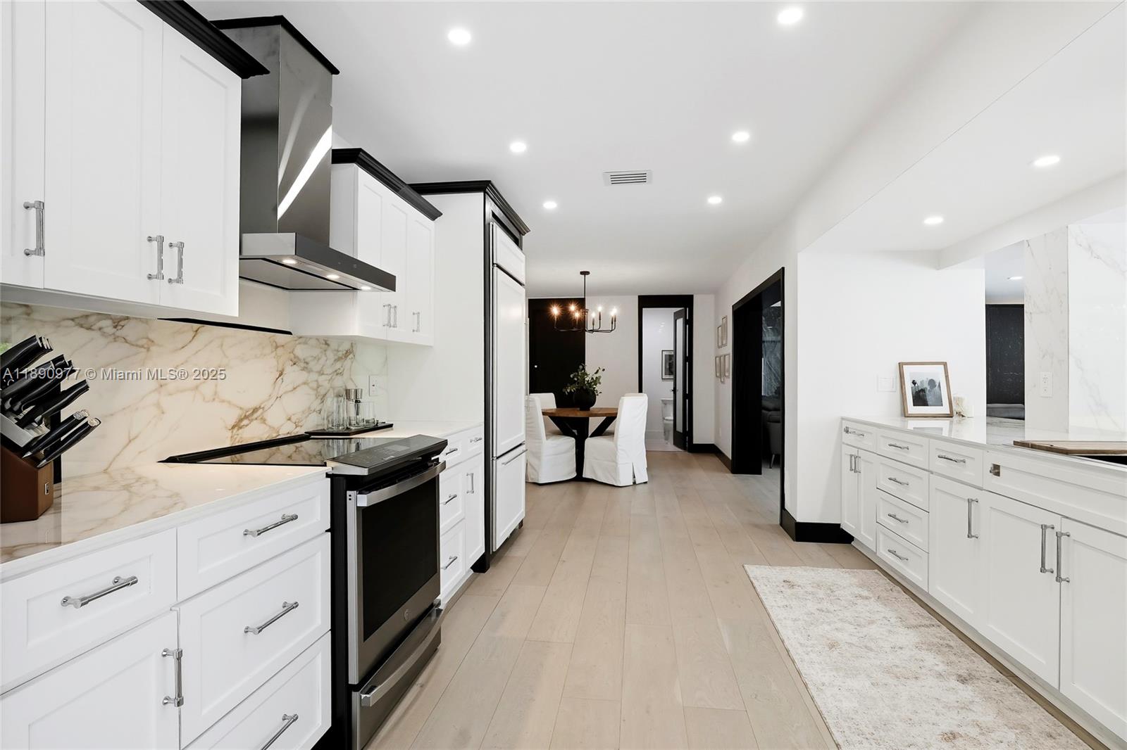 8341 SW 87th Ter Miami, FL 33143