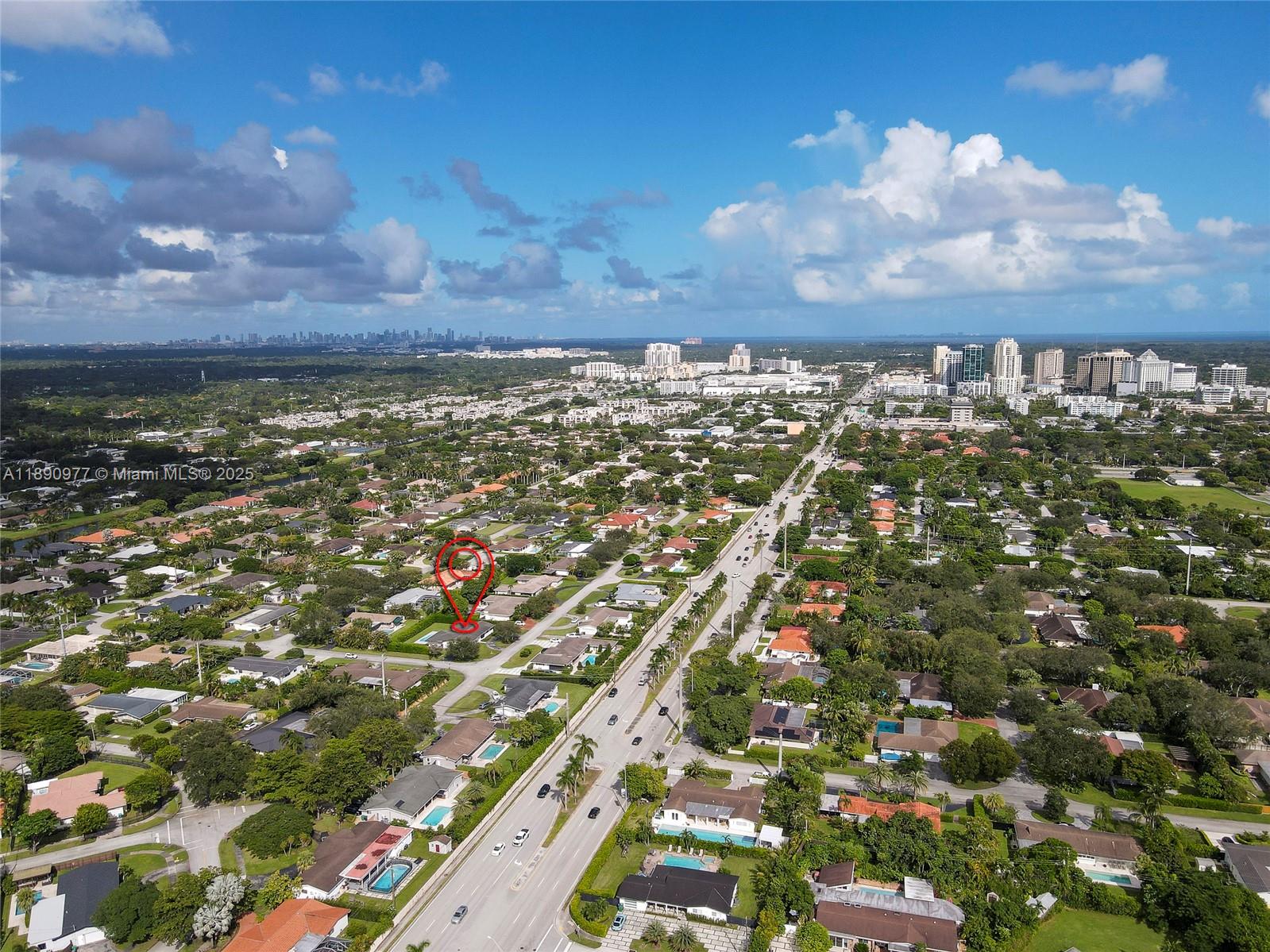 8341 SW 87th Ter Miami, FL 33143