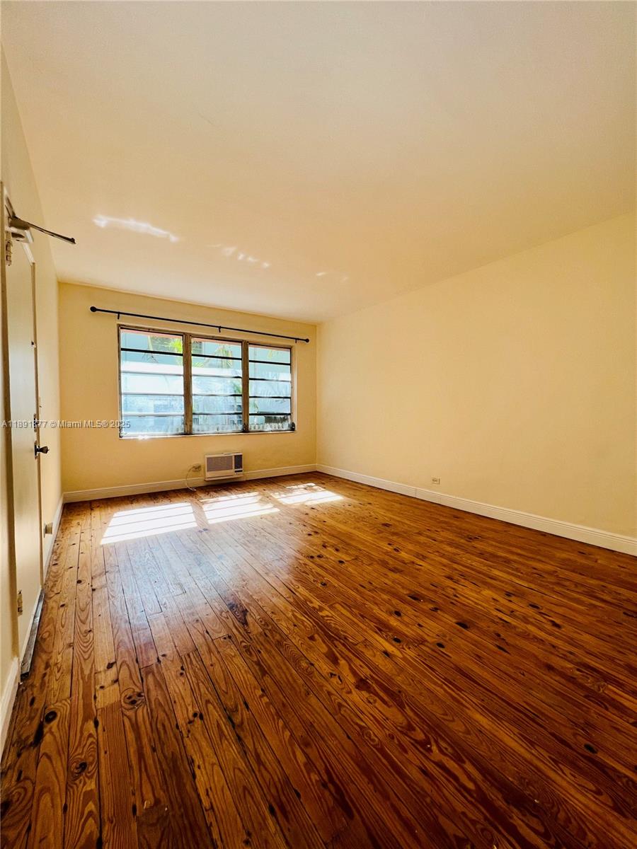 1141 Meridian Ave #6
