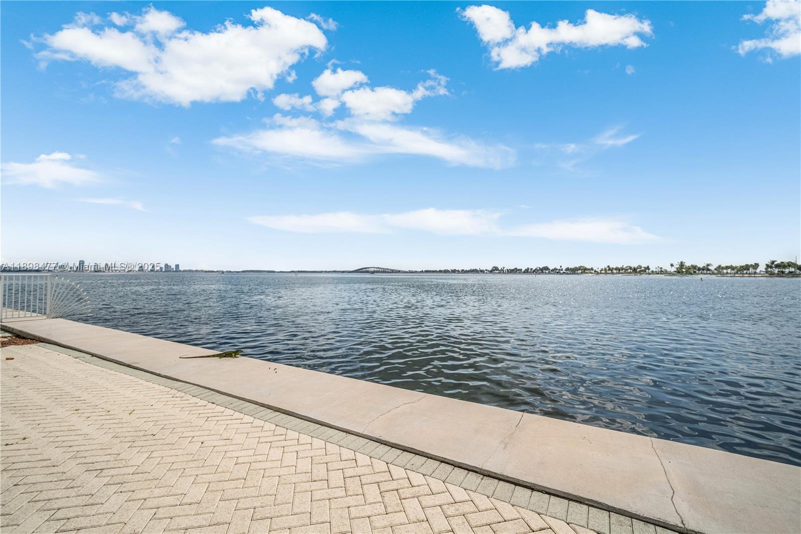 image Brickell Townhouse Condo38