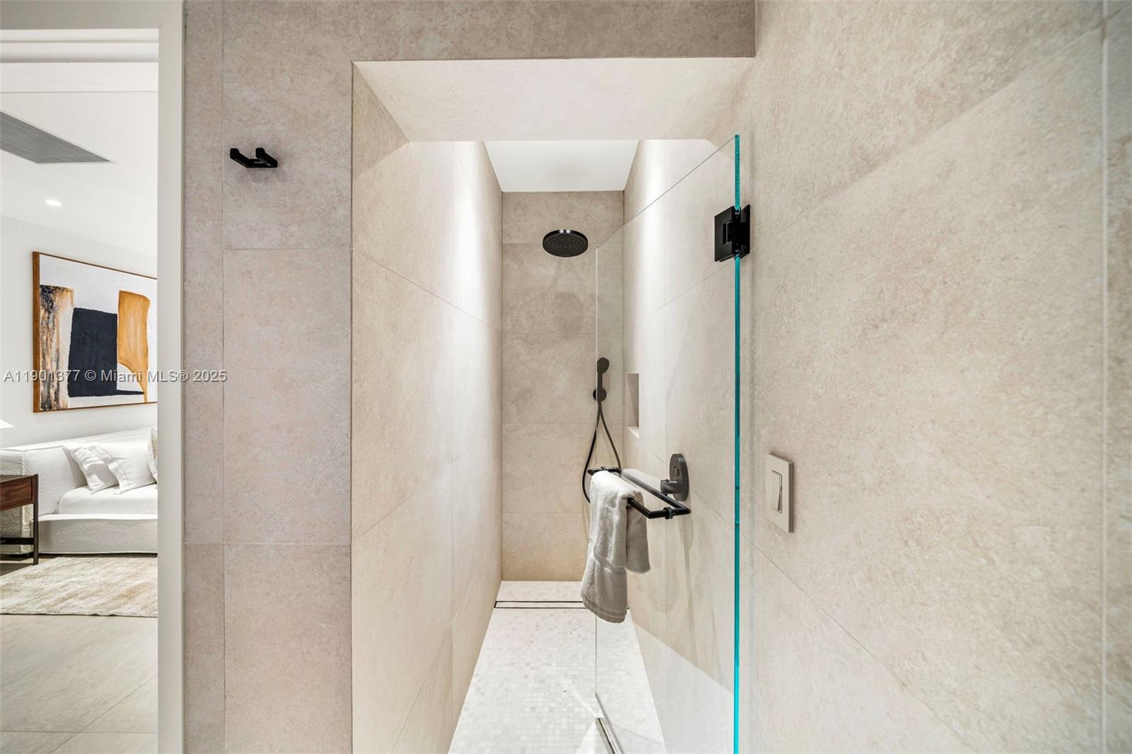 1815 Fairhaven Pl Miami, FL 33133