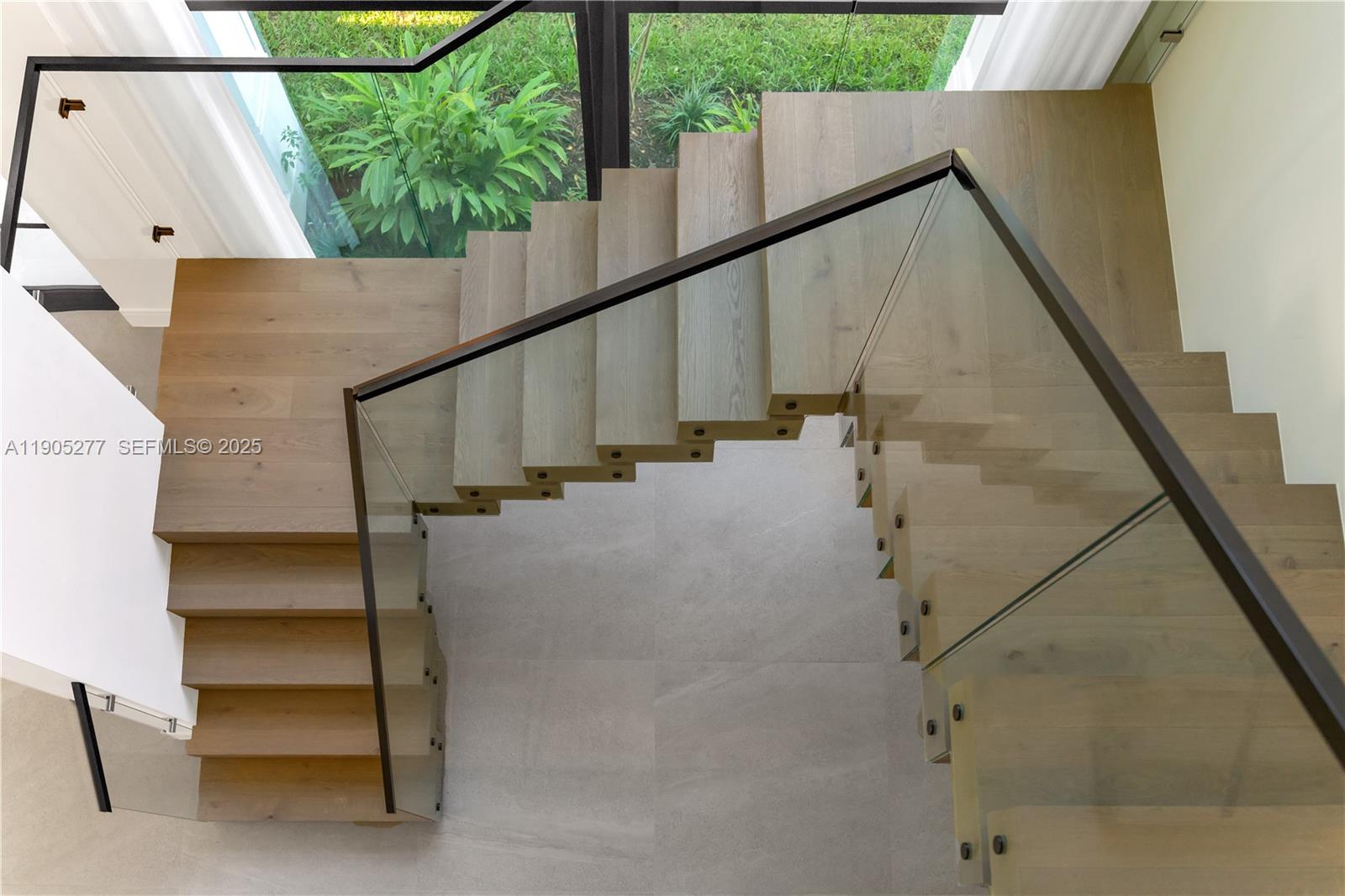 4191 Battersea Rd Miami, FL 33133