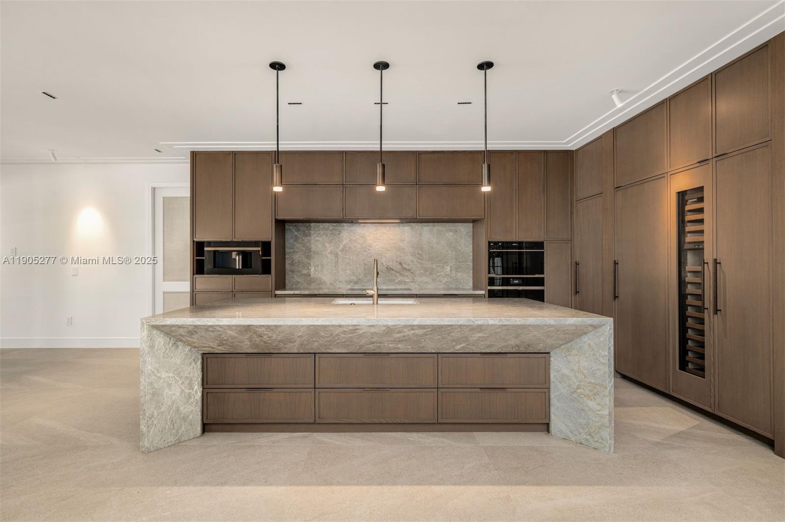 4191 Battersea Rd Miami, FL 33133