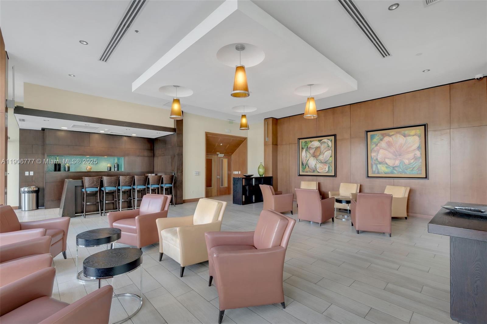 image Brickell On The River42