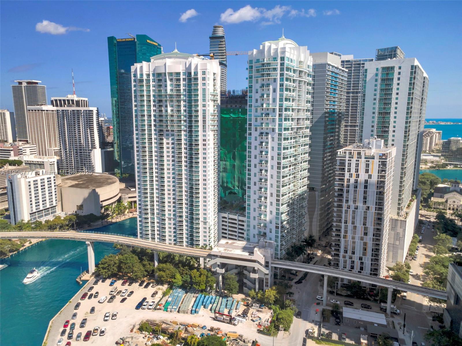 image Brickell On The River52