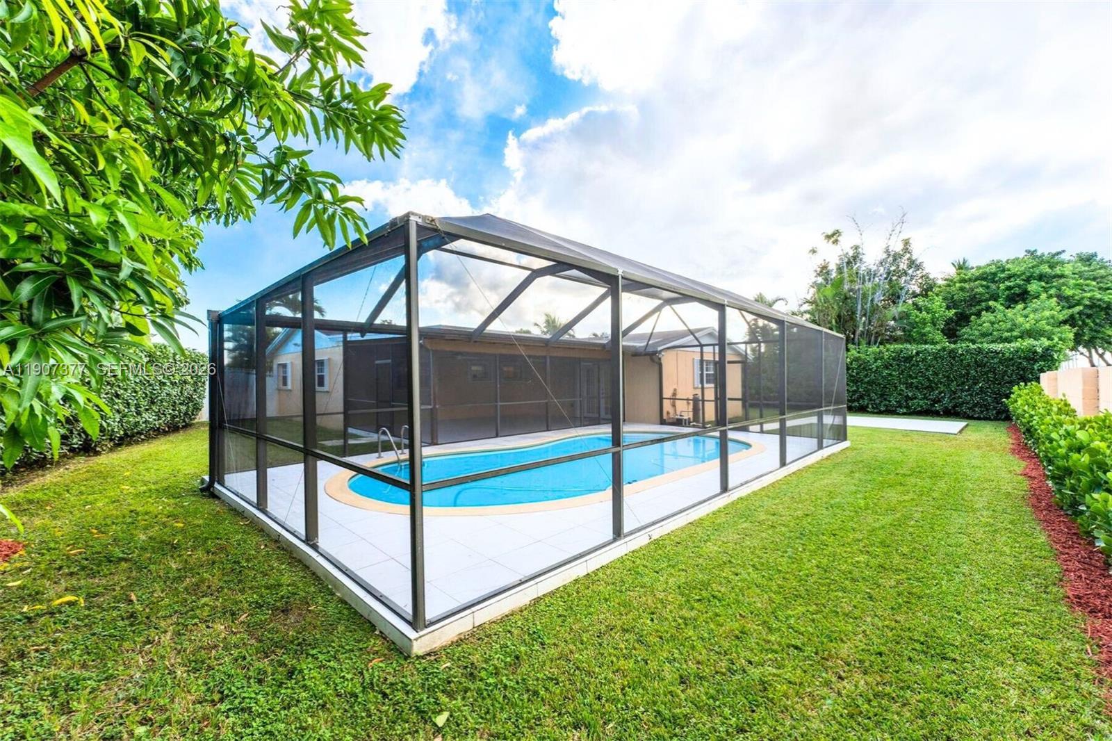 10835 SW 152nd Ter Miami, FL 33157