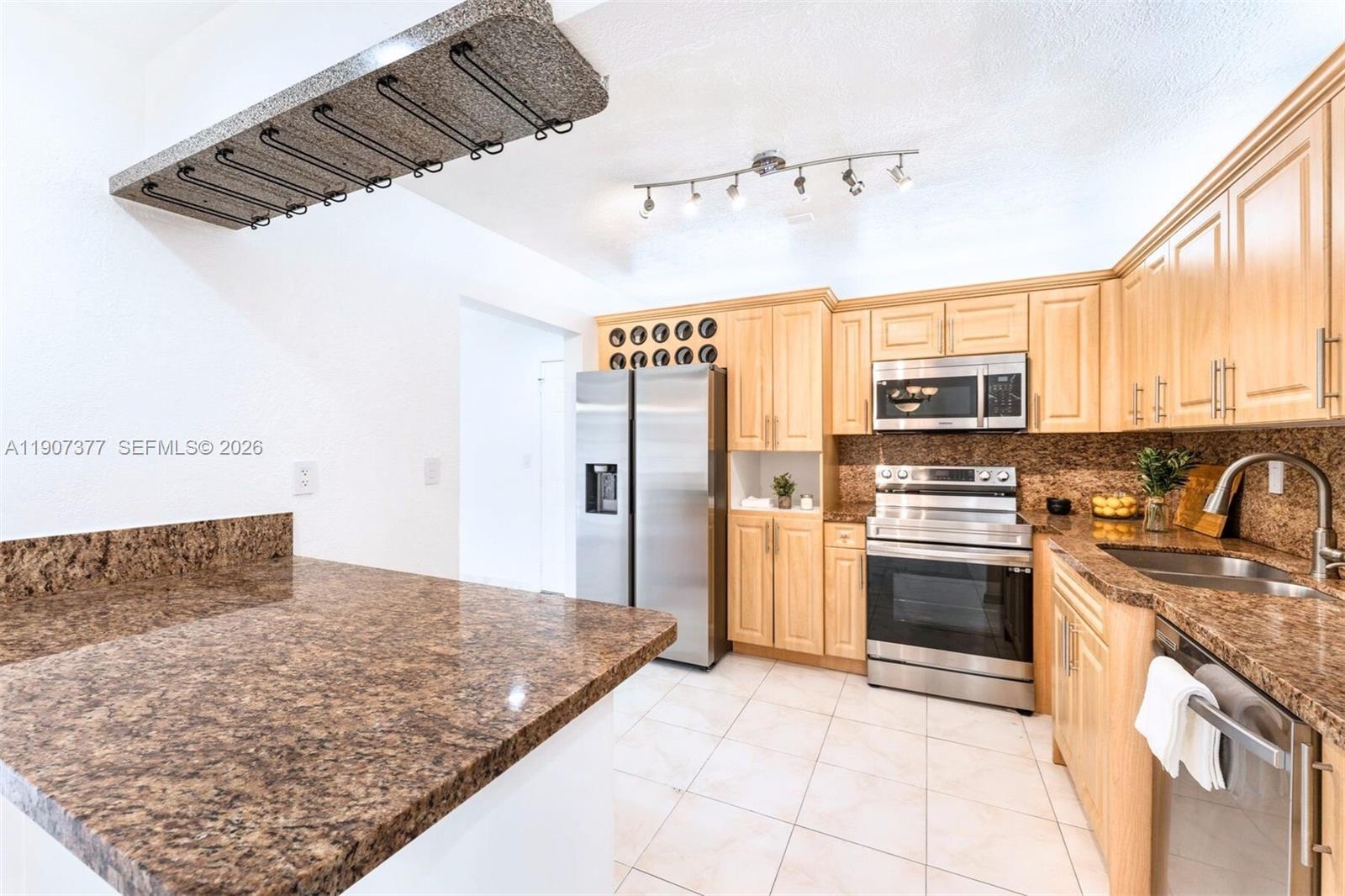 10835 SW 152nd Ter Miami, FL 33157