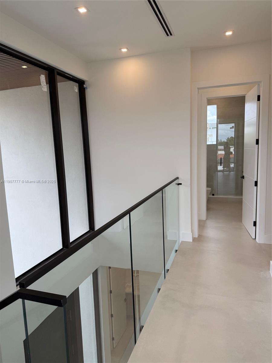 9024 Abbott Ave Surfside, FL 33154