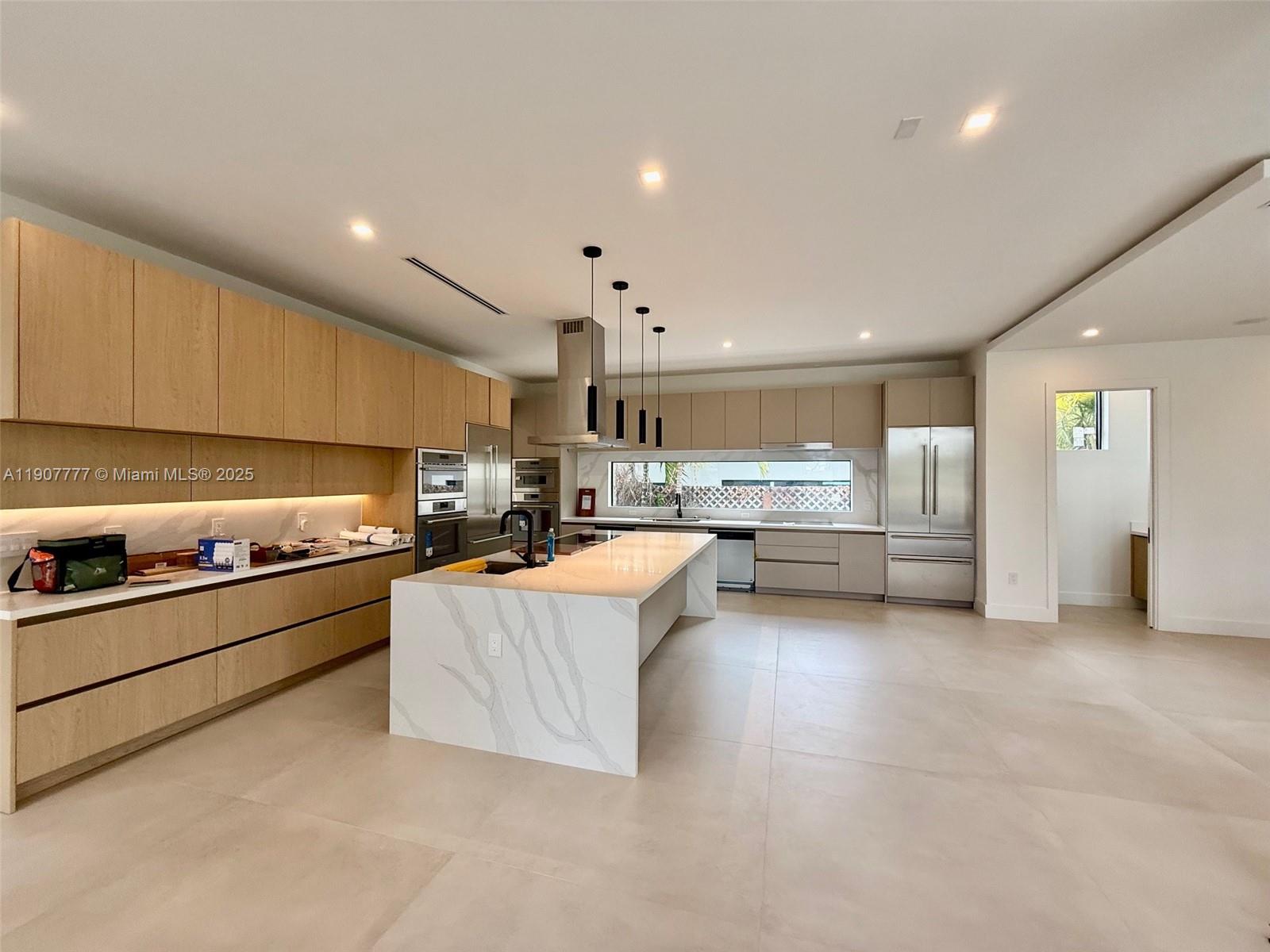 9024 Abbott Ave Surfside, FL 33154