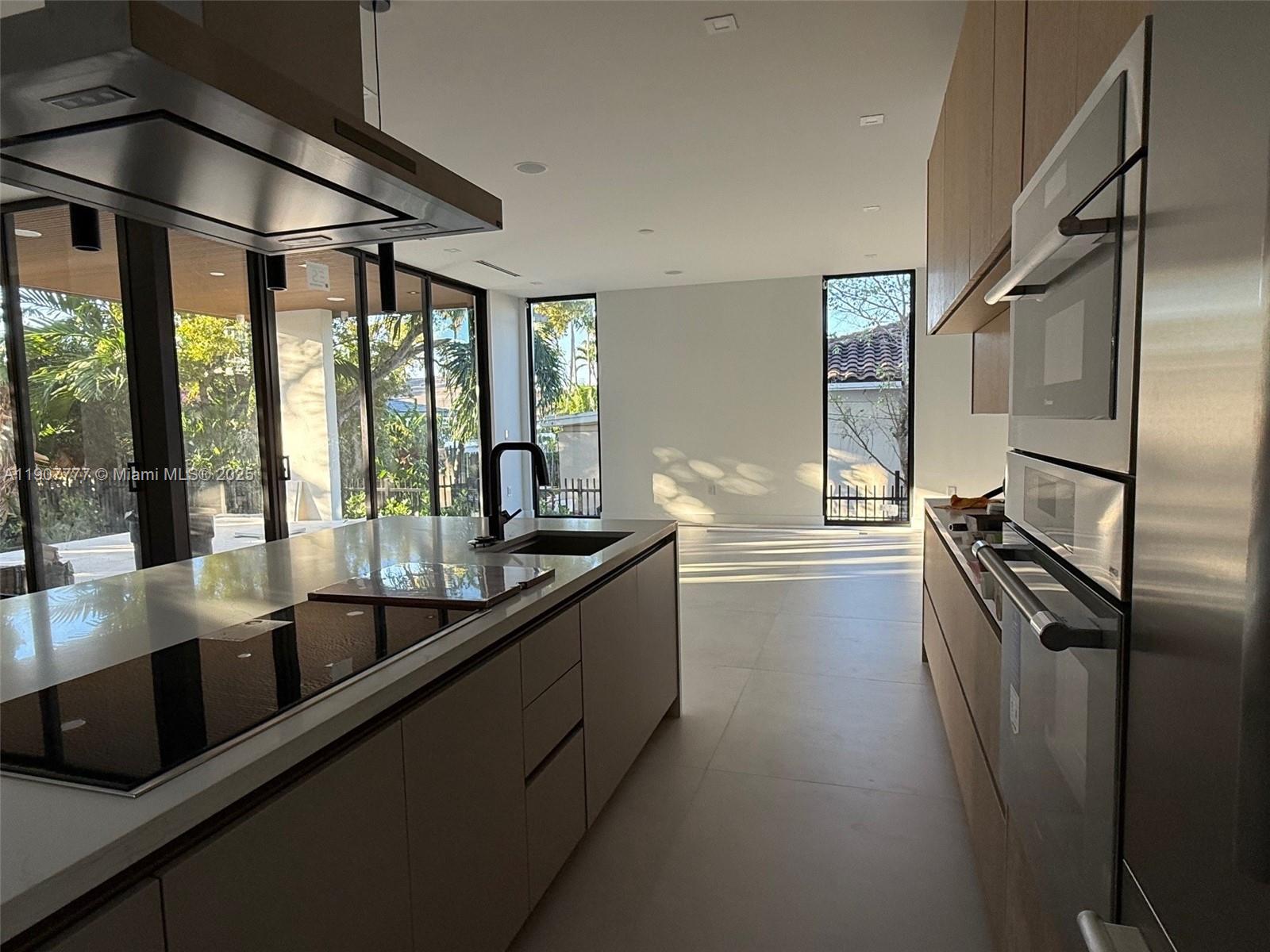 9024 Abbott Ave Surfside, FL 33154