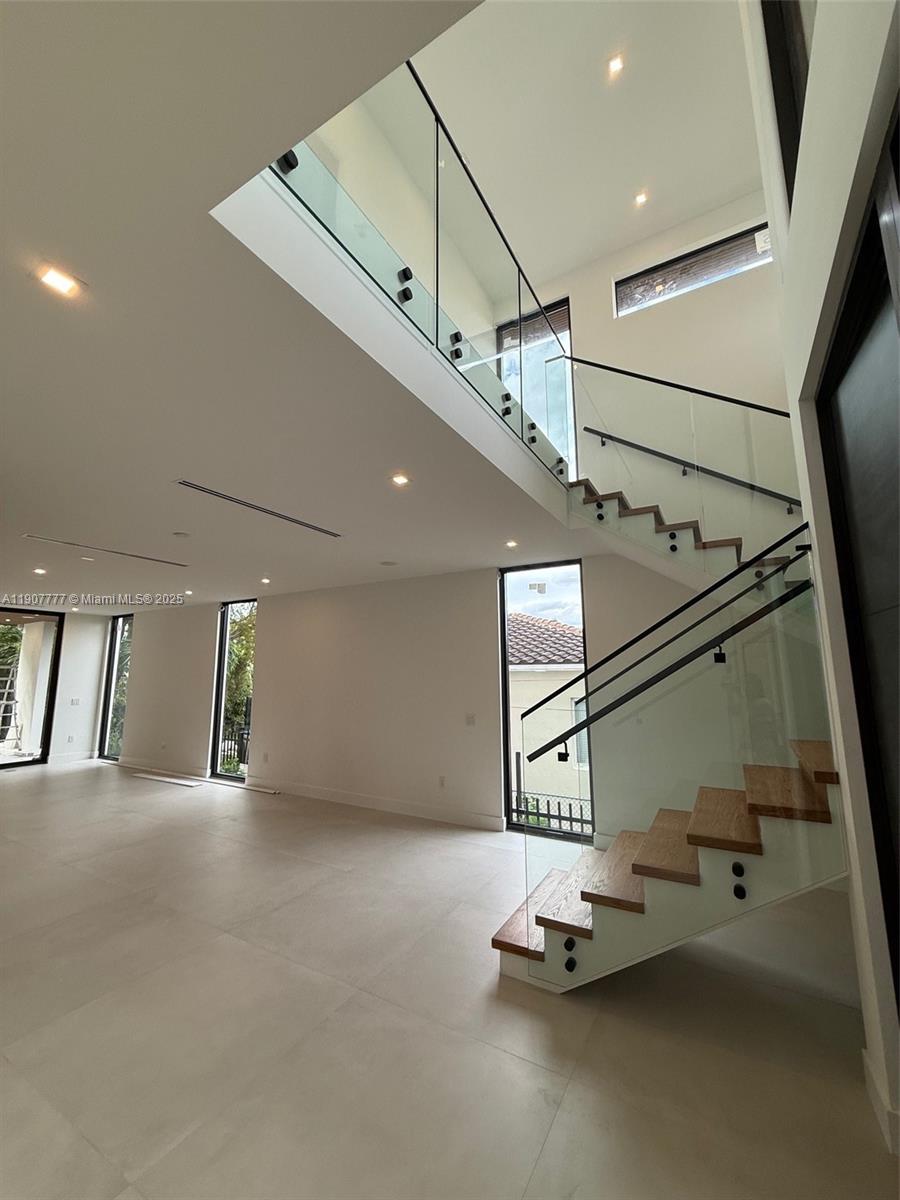 9024 Abbott Ave Surfside, FL 33154