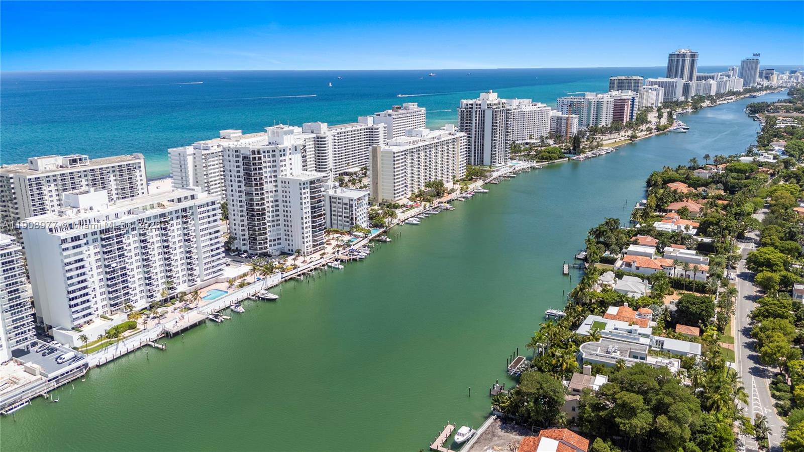 5700 Collins Ave #3a Miami Beach, FL 33140