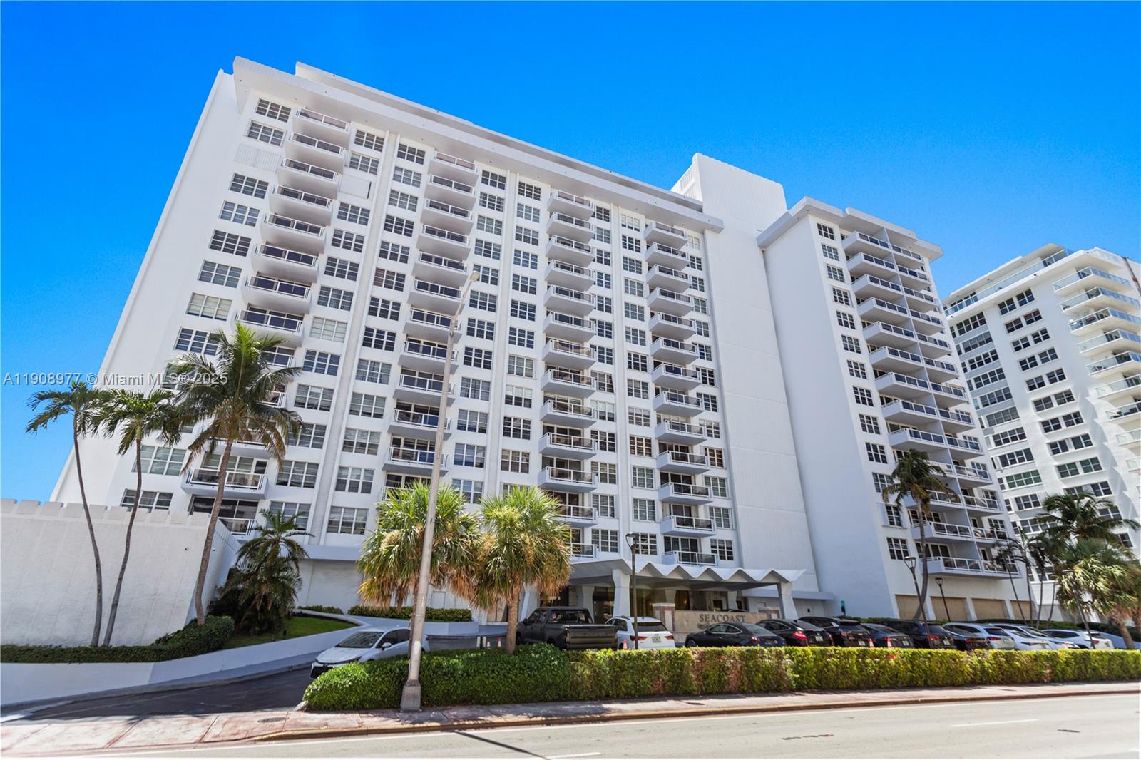 5700 Collins Ave #3a Miami Beach, FL 33140