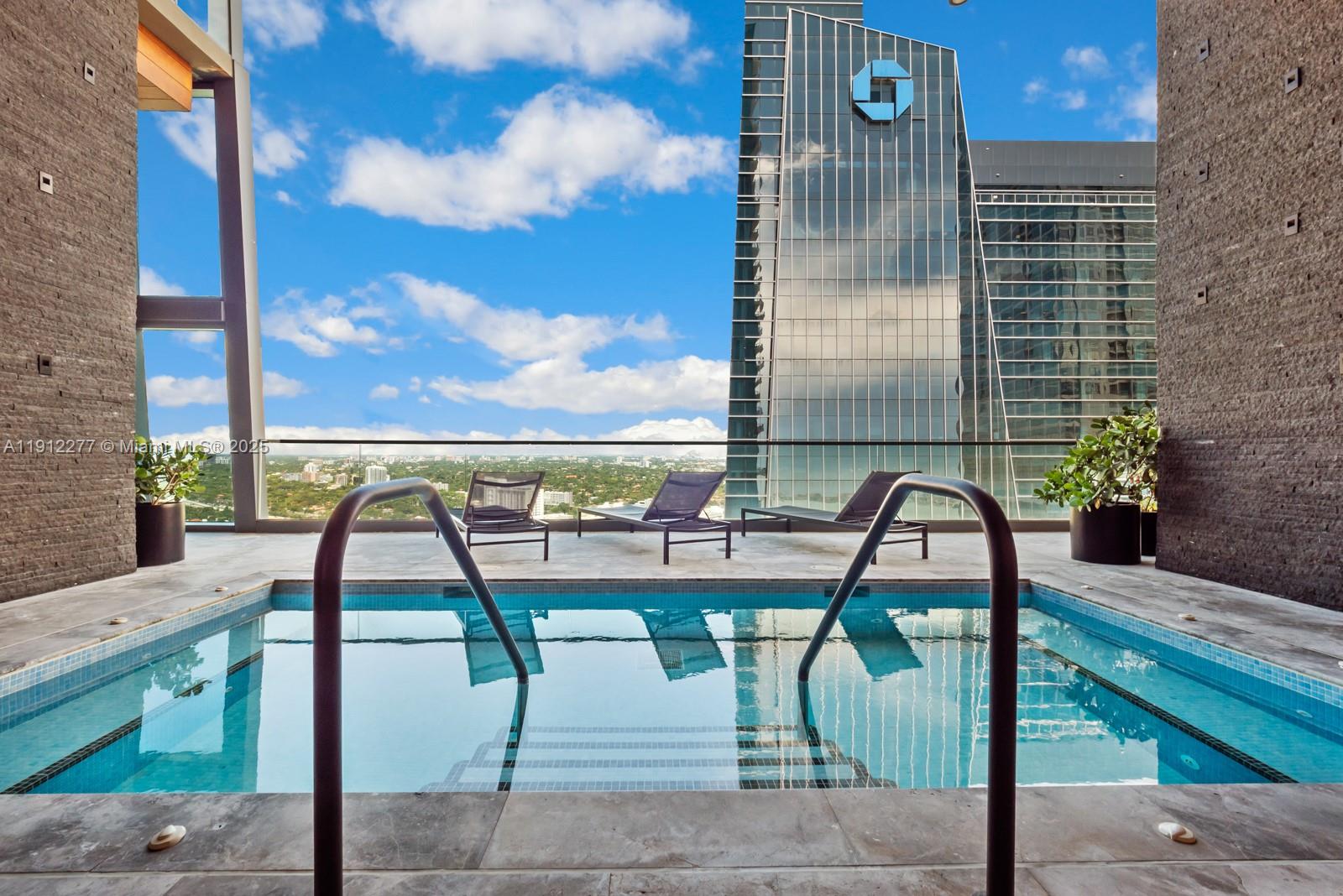 1451 Brickell Ave #2405 Miami, FL 33131