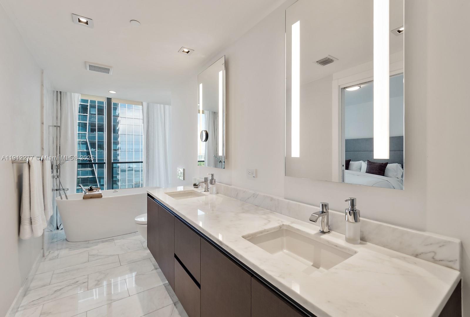 1451 Brickell Ave #2405 Miami, FL 33131