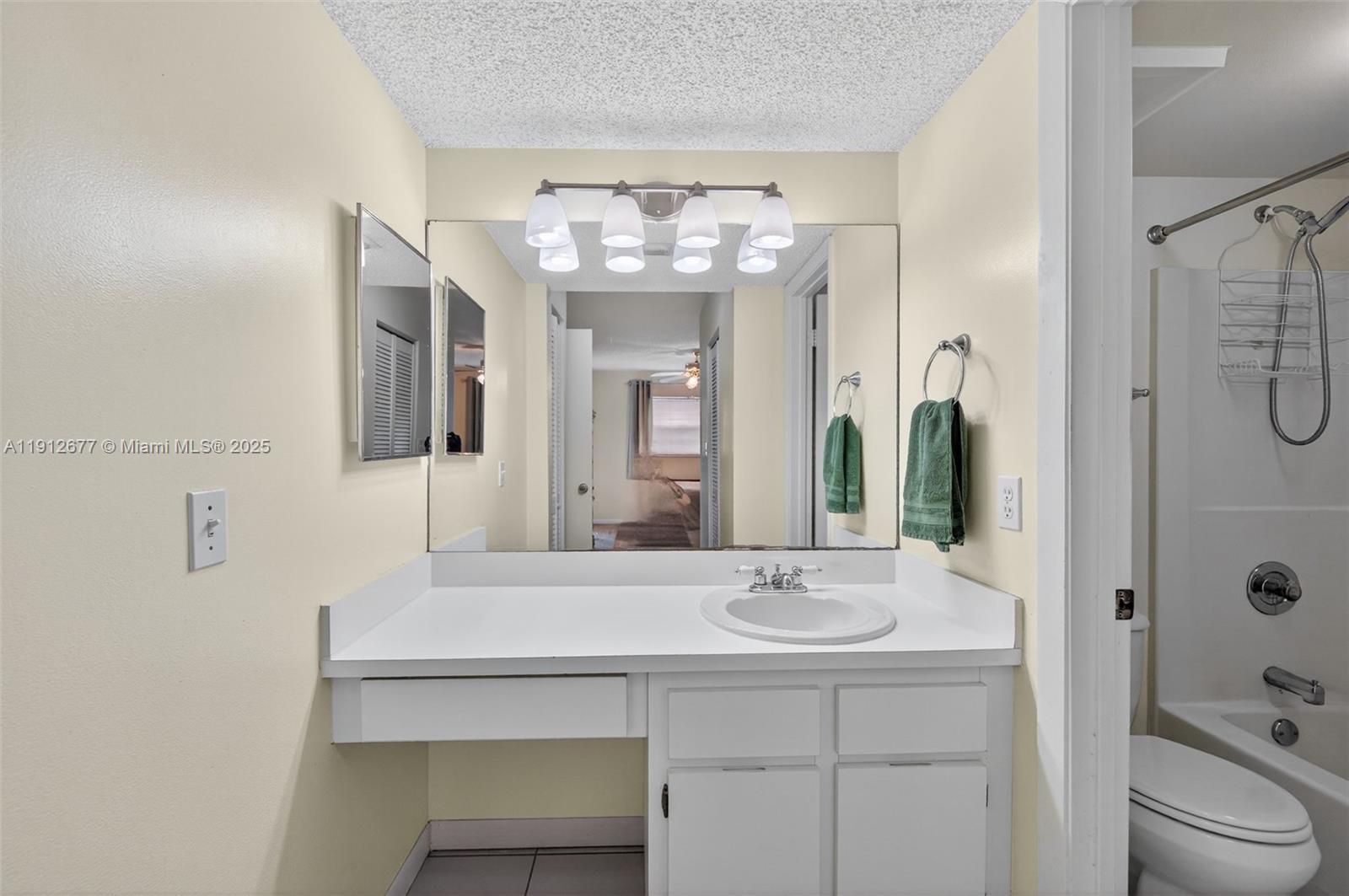 10501 W Broward Blvd #104 Plantation, FL 33324