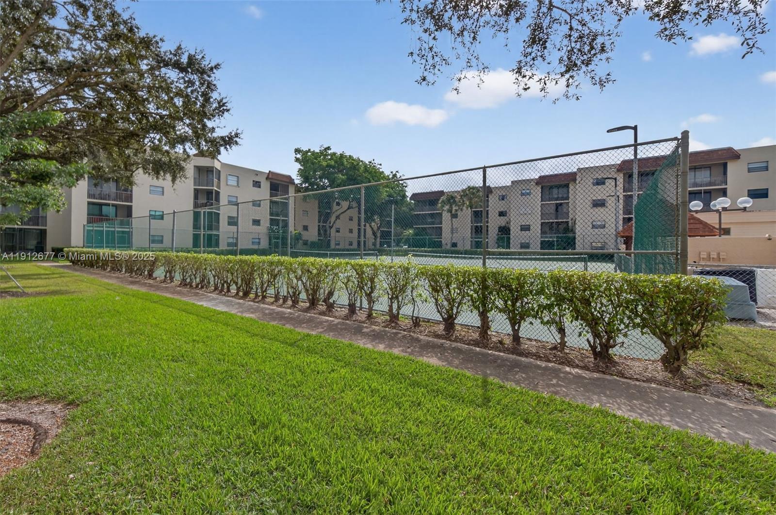 10501 W Broward Blvd #104 Plantation, FL 33324