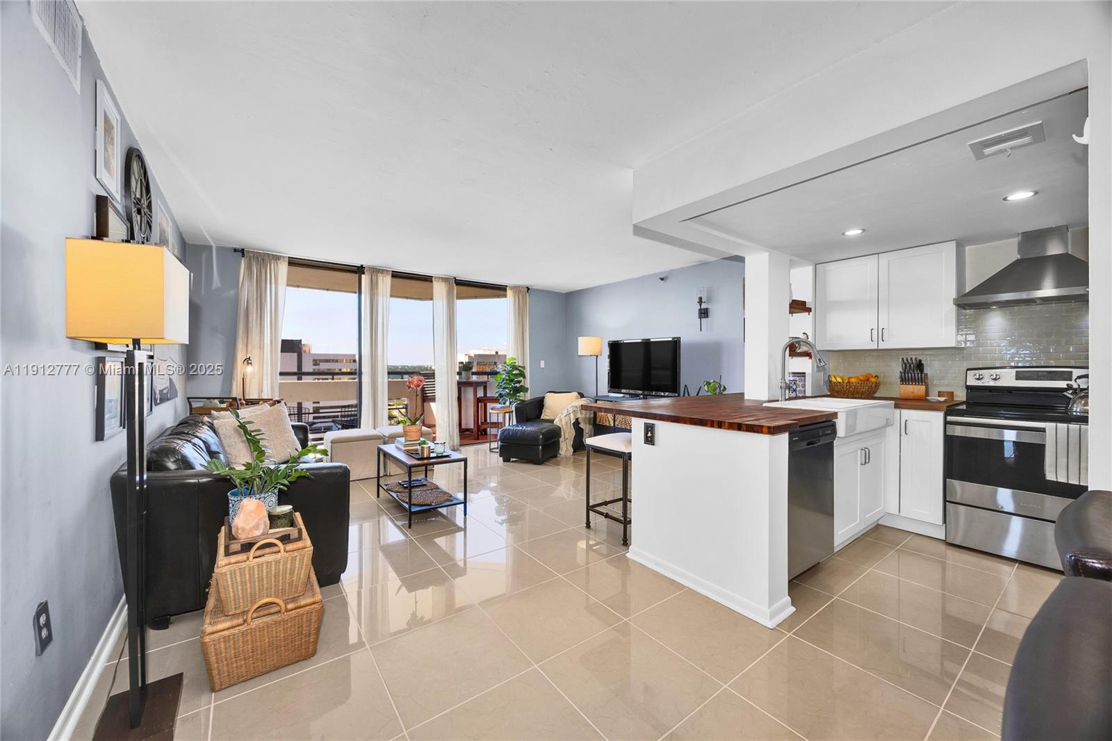 911 E Ponce De Leon Blvd #1503 Coral Gables, FL 33134