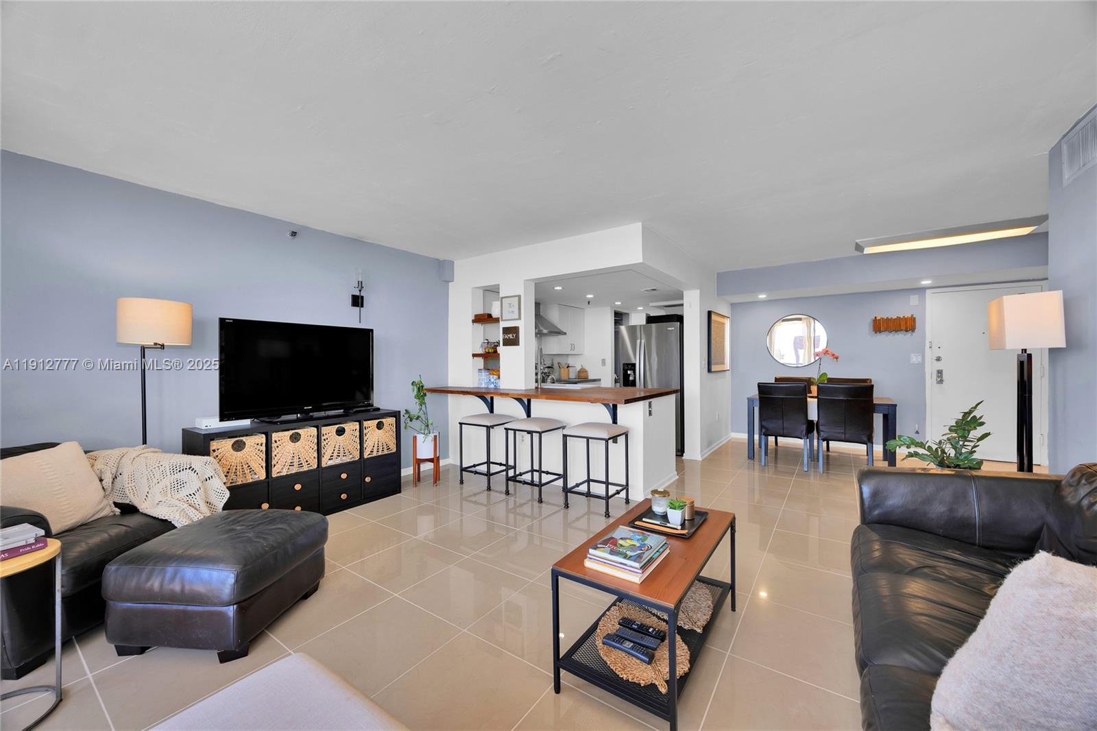 911 E Ponce De Leon Blvd #1503 Coral Gables, FL 33134