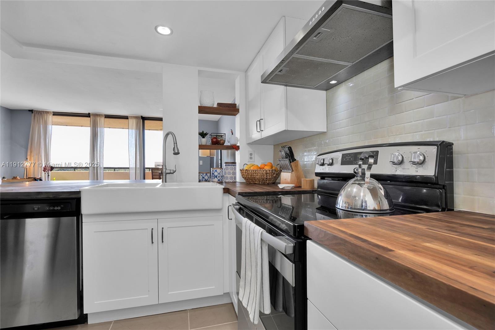 911 E Ponce De Leon Blvd #1503 Coral Gables, FL 33134