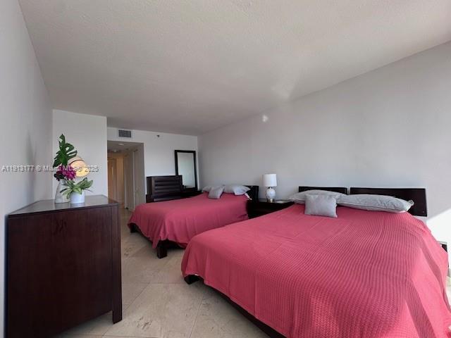 1717 N Bayshore Dr #A-2553 Miami, FL 33132