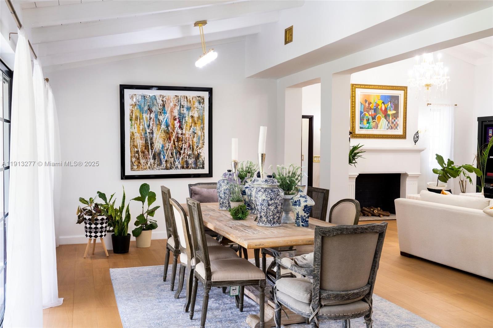 5149 Alton Rd Miami Beach, FL 33140