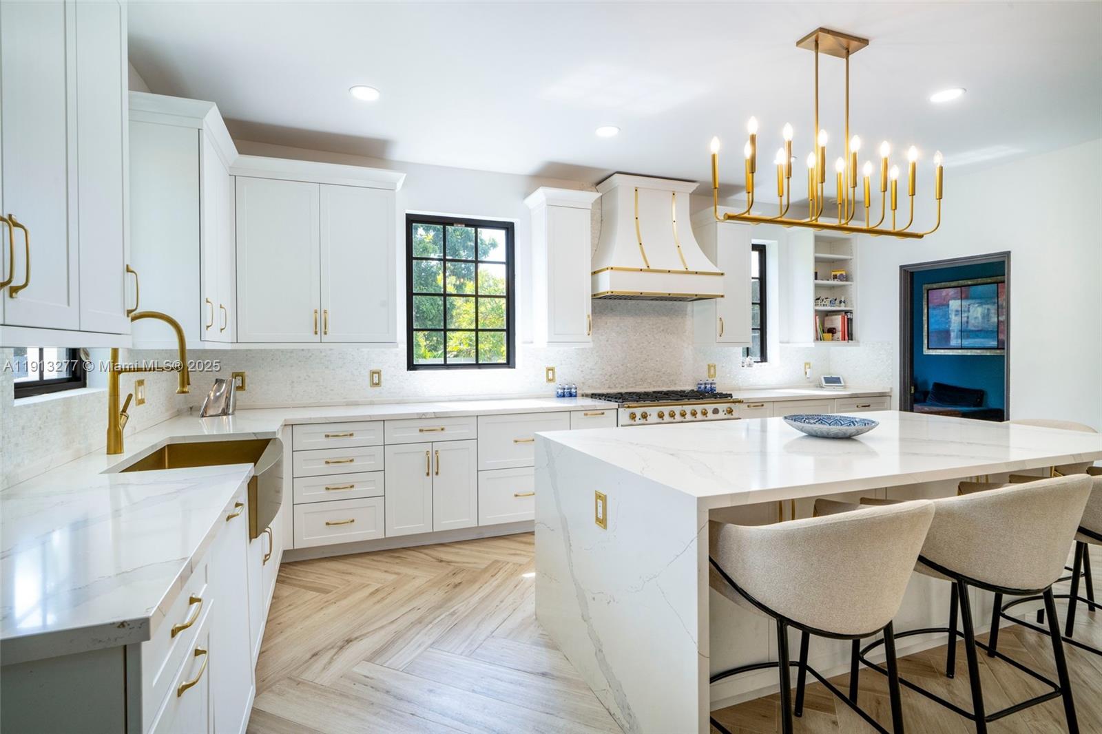 5149 Alton Rd Miami Beach, FL 33140