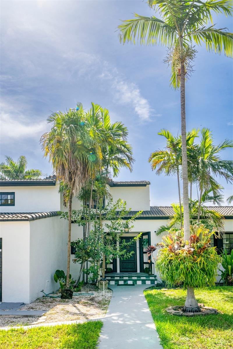 5149 Alton Rd Miami Beach, FL 33140