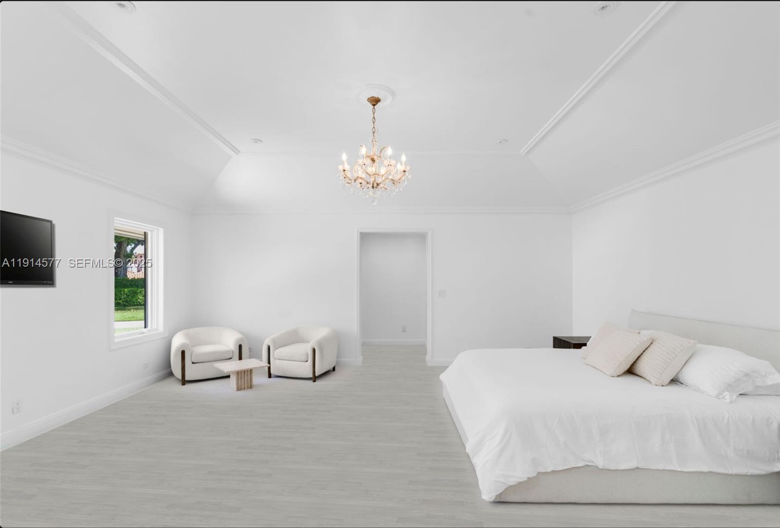 55 La Gorce Cir Miami Beach, FL 33141