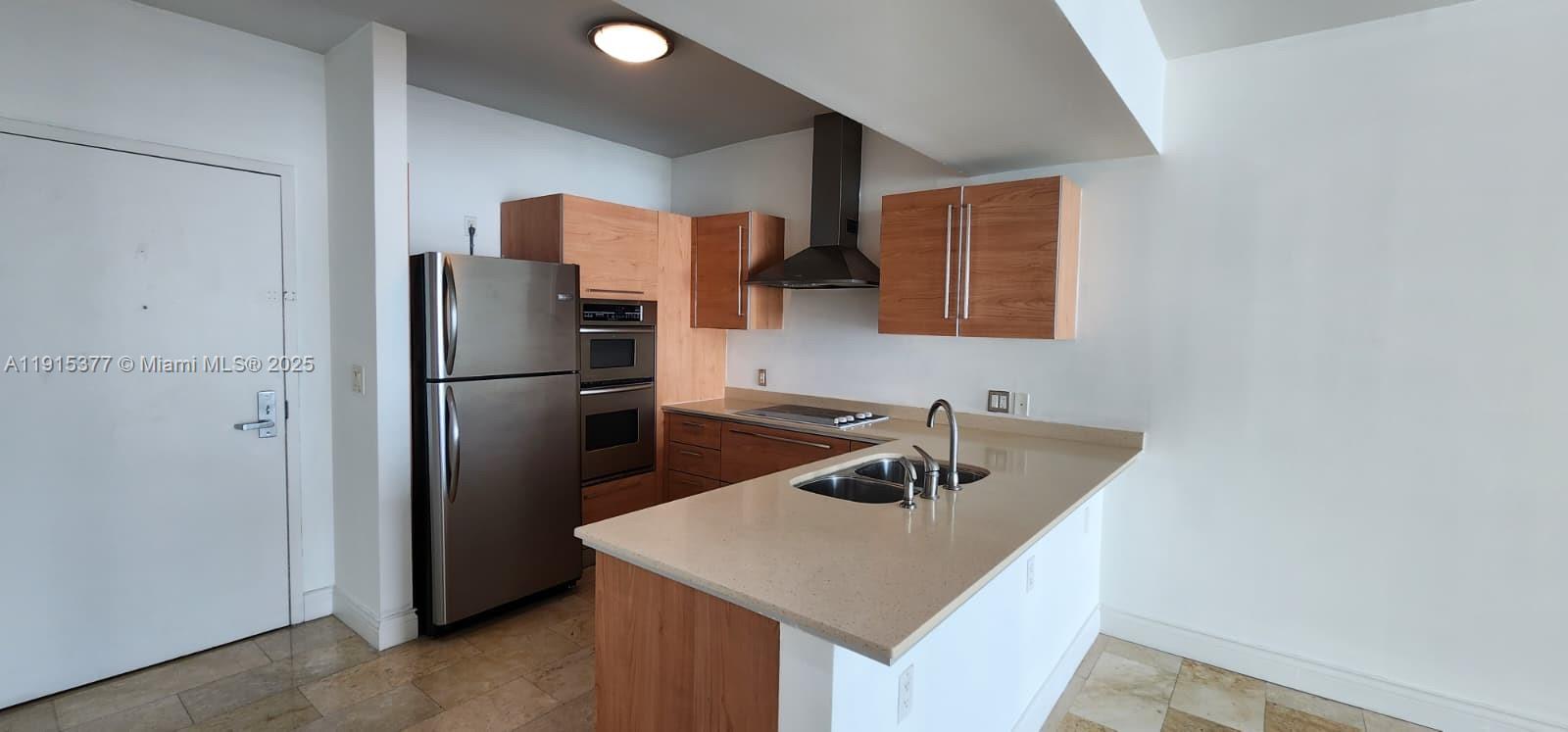 218 SE 14th St #1904