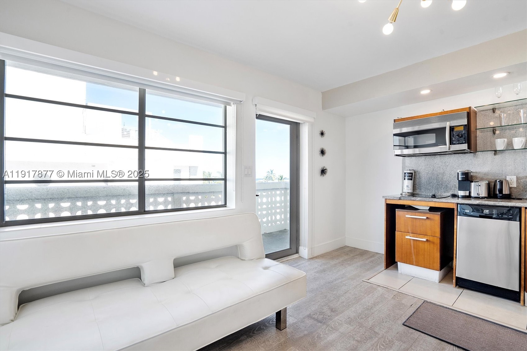 1024 Ocean Dr #A502 Miami Beach, FL 33139