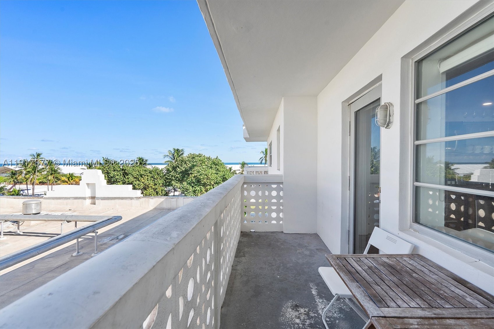1024 Ocean Dr #A502 Miami Beach, FL 33139