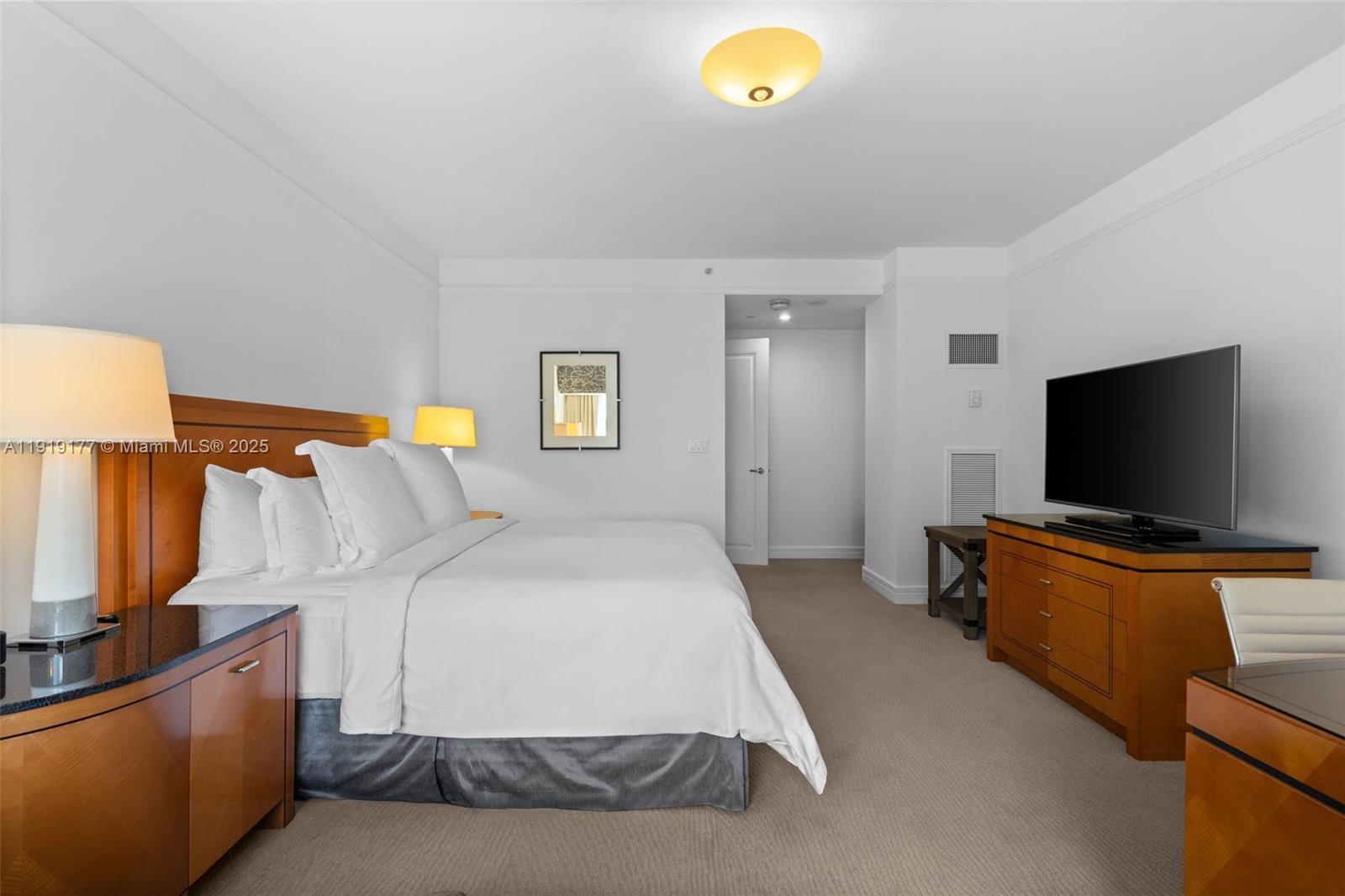 1435 Brickell Ave #3412 Miami, FL 33131