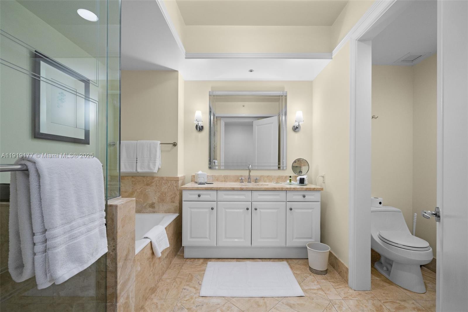 1435 Brickell Ave #3412 Miami, FL 33131