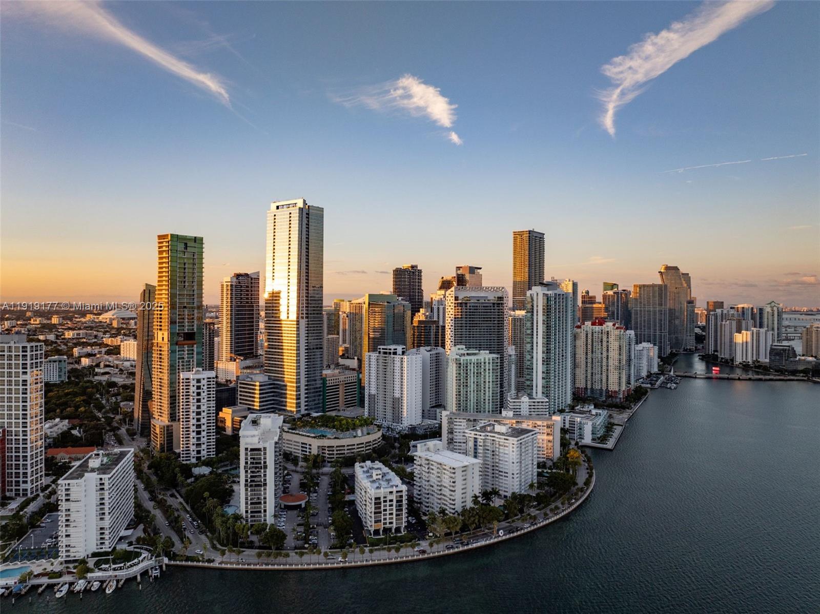 1435 Brickell Ave #3412 Miami, FL 33131