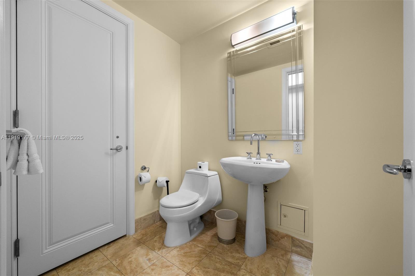 1435 Brickell Ave #3412 Miami, FL 33131