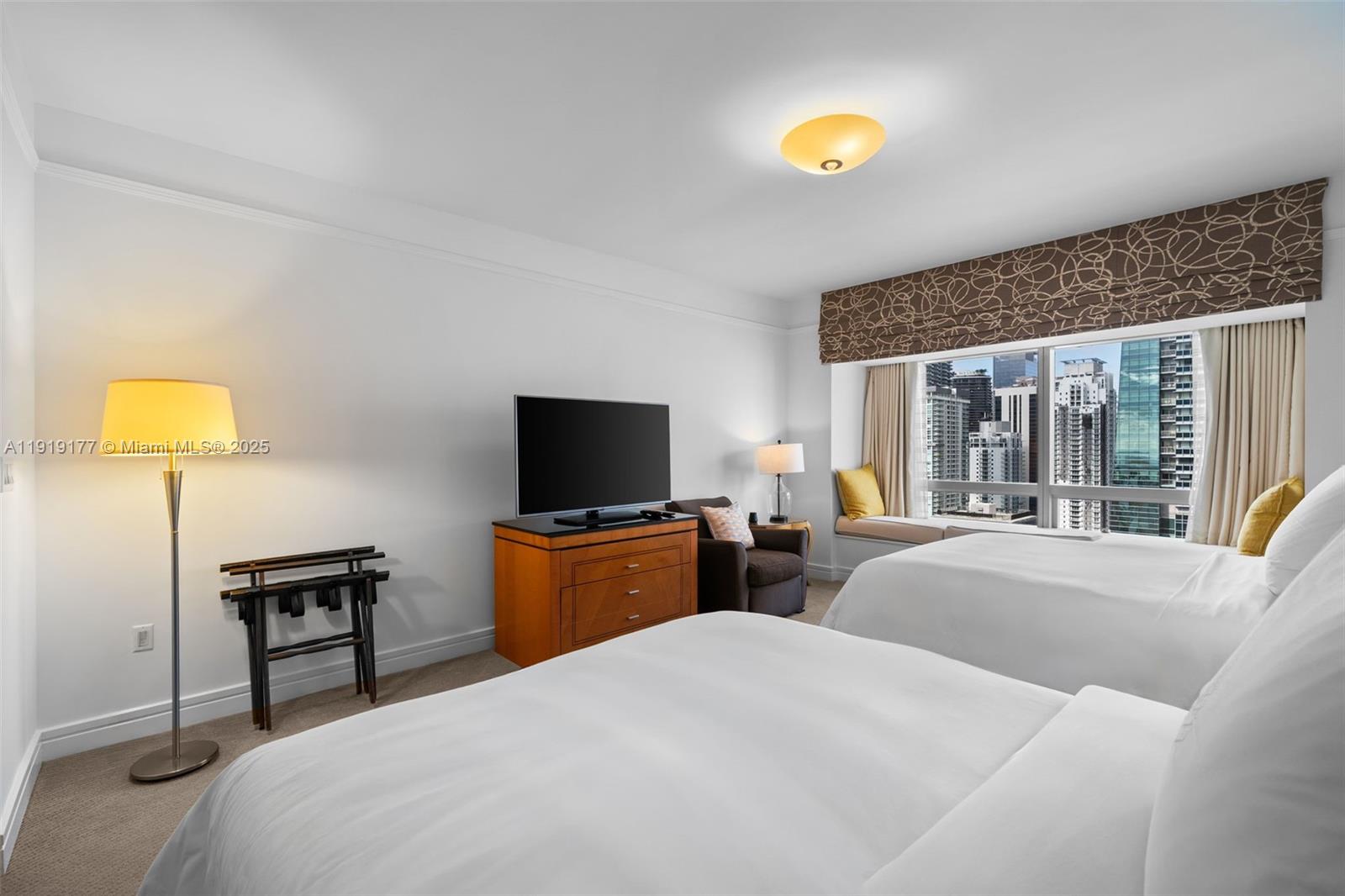 1435 Brickell Ave #3412 Miami, FL 33131