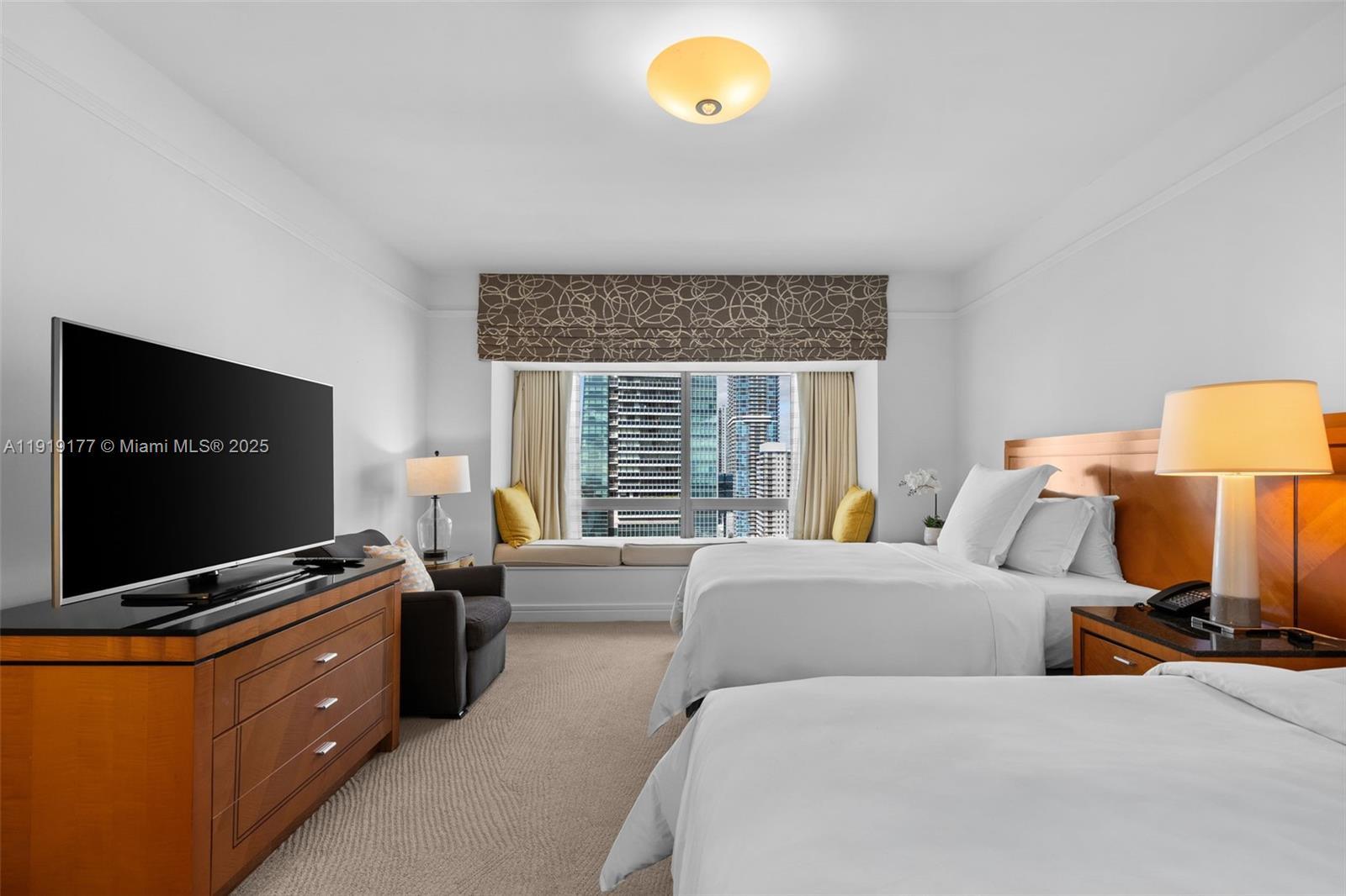 1435 Brickell Ave #3412 Miami, FL 33131